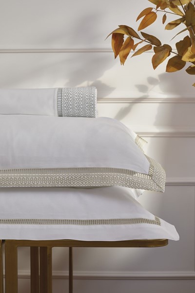 Windsor WINDSOR King shams white/latte 1001100